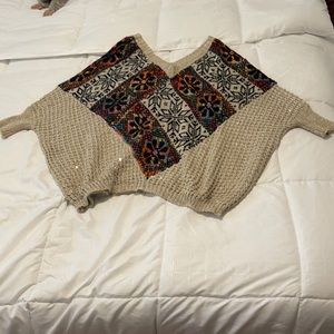 Loose knit colorful v-neck sweater 3/4 sleeve